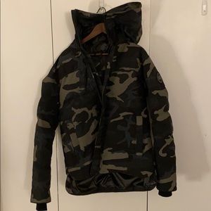 Medium Macmillan Parka Dark Camo